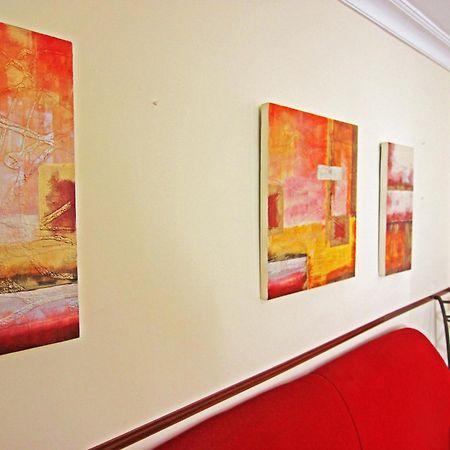 Rentalsevilla Buiza Y Mensaque Luaran gambar