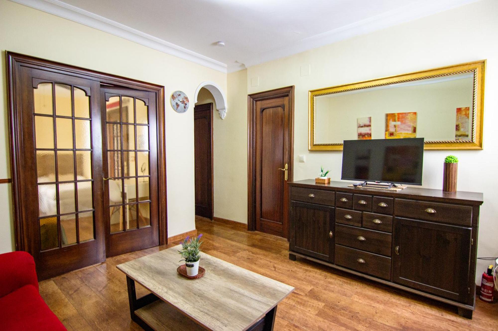 Rentalsevilla Buiza Y Mensaque Luaran gambar